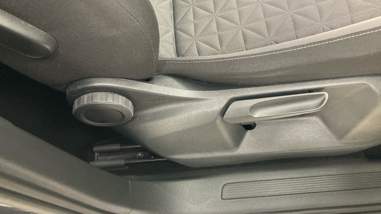 Volkswagen Tiguan 1.5 TSI 150 Life 5dr Petrol Estate